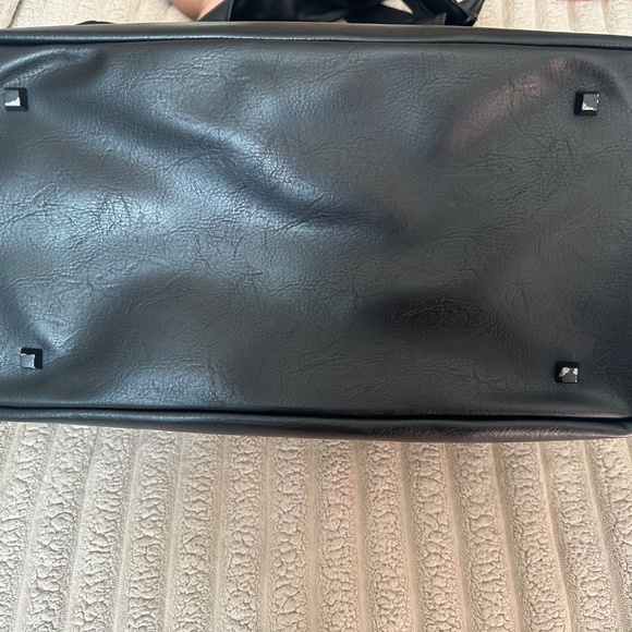 BEIS The Convertible Mini-Weekender in Black - Picture 5 of 12